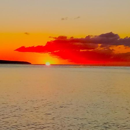 Vatupau Beachfront Bungalows Port Vila Esterno foto